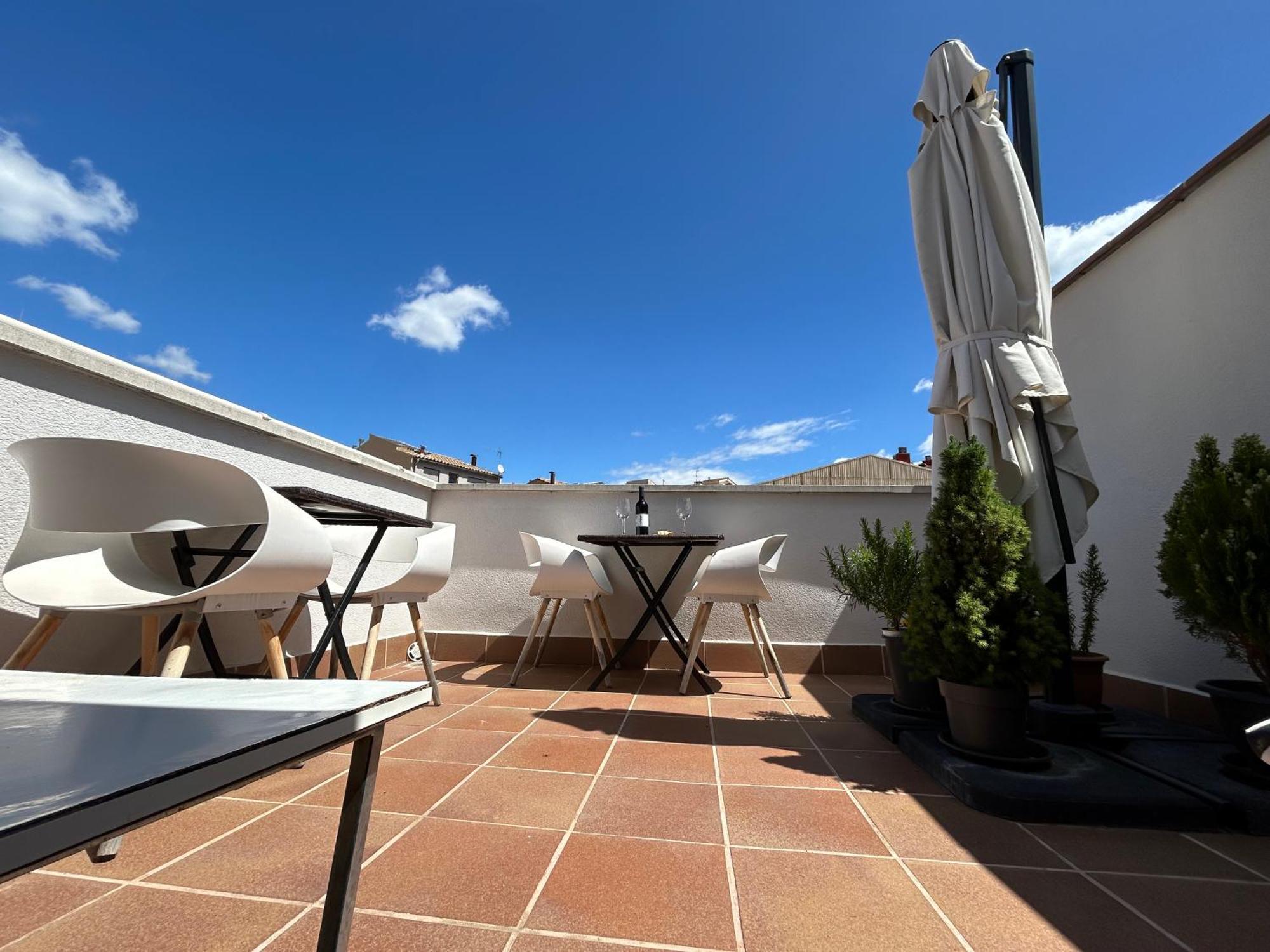 Hostal Somnis Suria Экстерьер фото